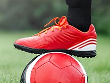 Ποδοσφαιρικά παπούτσια για γήπεδο