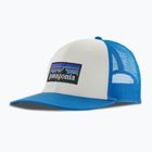 Patagonia P-6 Logo Trucker άσπρο / μπλε καπέλο μπέιζμπολ με λογότυπο
