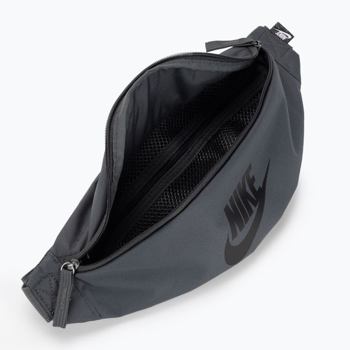 Nike Heritage σκούρο γκρι σακουλάκι νεφρών DB0490-068 6