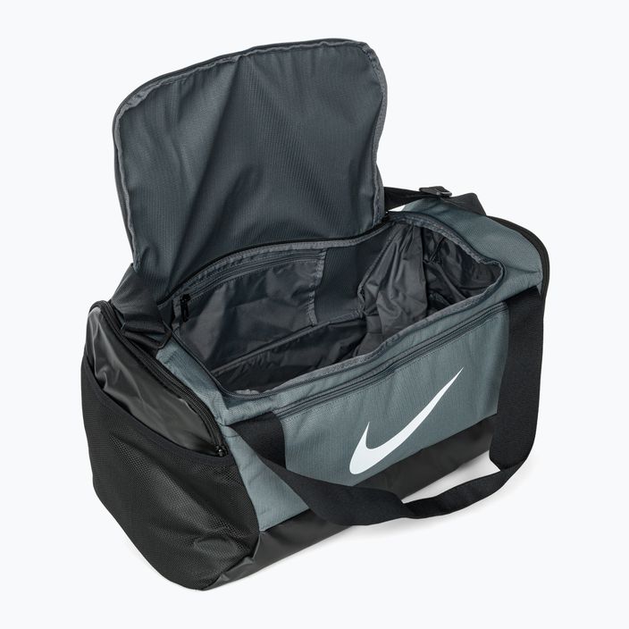 Nike Brasilia τσάντα προπόνησης 9.5 41 l γκρι/μαύρο/λευκό 3