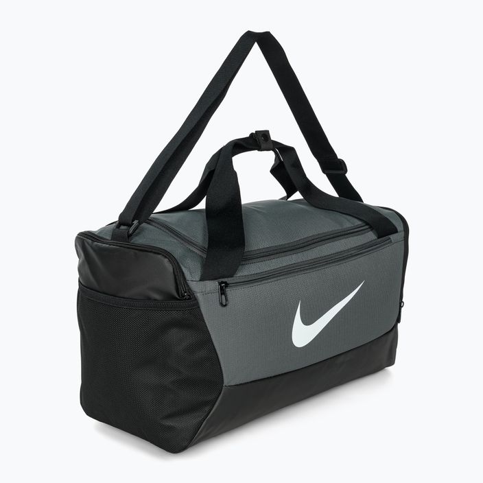 Nike Brasilia τσάντα προπόνησης 9.5 41 l γκρι/λευκό 2
