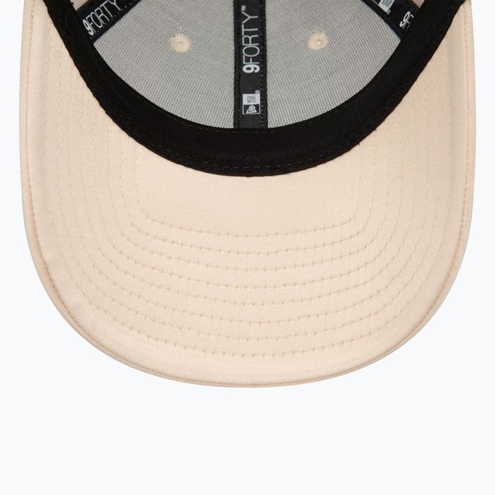 Γυναικείο καπέλο μπέιζμπολ New Era Satin 9Forty New York Yankees ανοιχτό μπεζ 5