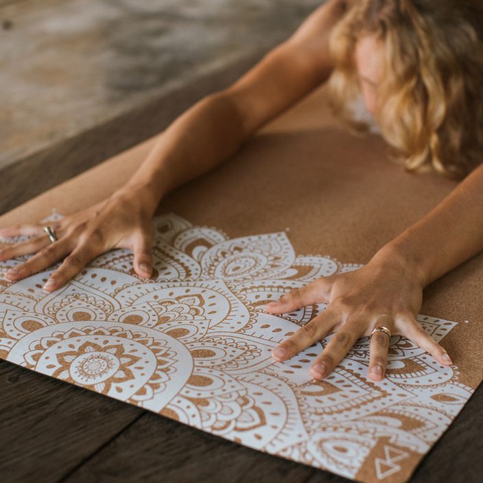 Yoga Design Lab Cork 3,5 mm καφέ Mandala Λευκό στρώμα γιόγκα 7