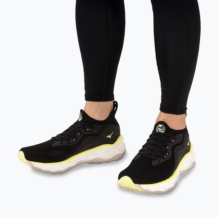 Ανδρικά παπούτσια τρεξίματος Mizuno Wave Neo Ultra μαύρο/φωτεινό 4