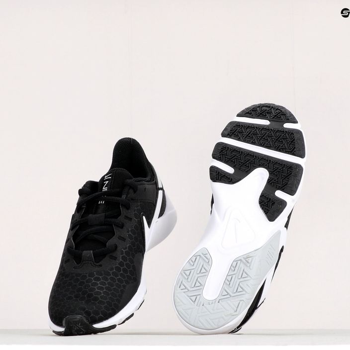 Nike Legend Essential 2 γυναικεία παπούτσια προπόνησης μαύρο CQ9545-001 9