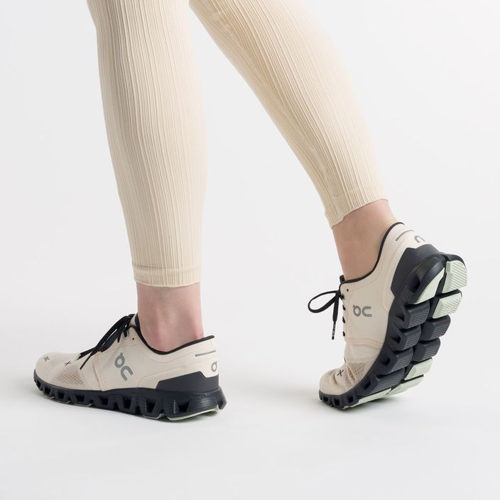 Γυναικεία παπούτσια για τρέξιμο On Cloud X 3 μπεζ 6098694 3