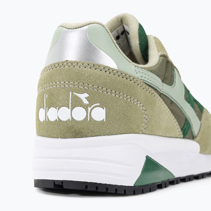 Παπούτσια Diadora N902 ολιβινί/φασκόμηλο 9