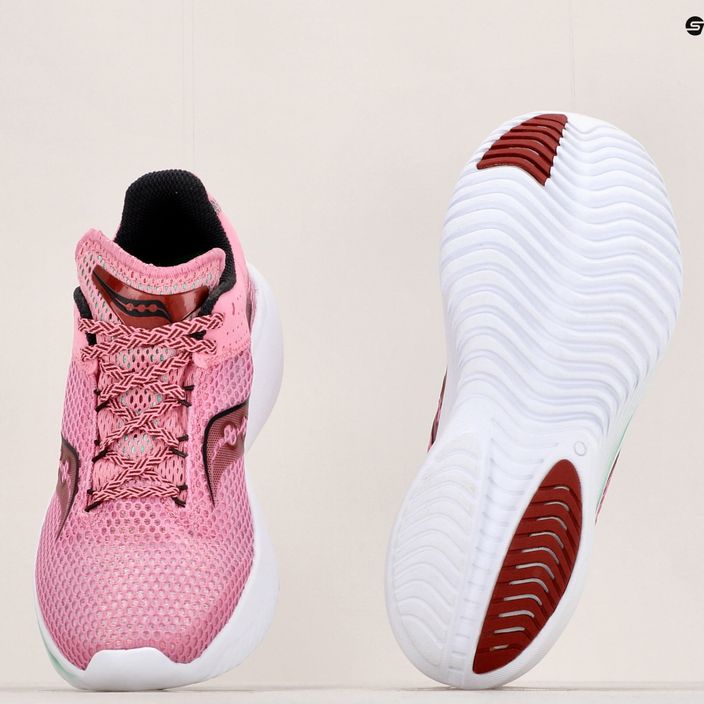 Γυναικεία παπούτσια τρεξίματος Saucony Kinvara 14 ροζ S10823-25 17