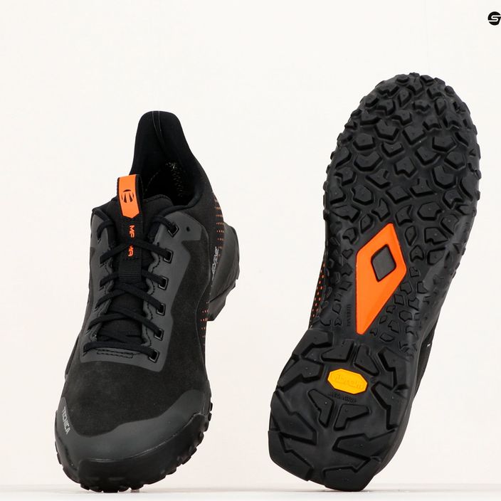 Ανδρικά παπούτσια πεζοπορίας Tecnica Magma GTX μαύρο TE11240500001 11
