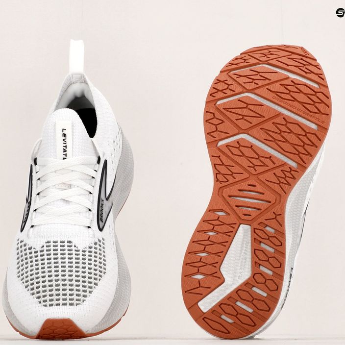 Brooks Levitate StealthFit 6 γυναικεία παπούτσια για τρέξιμο γκρι 1203851B170 13
