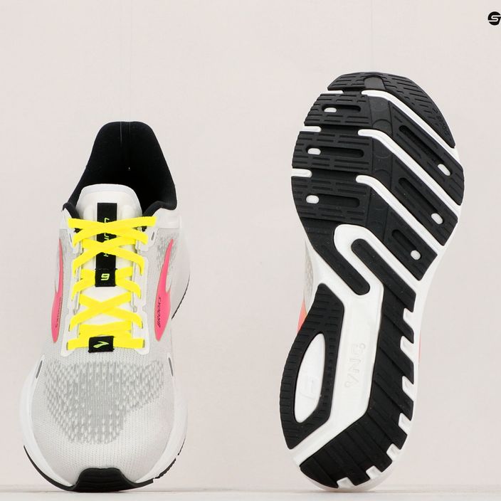 Brooks Launch 9 γυναικεία παπούτσια τρεξίματος λευκό 1203731B148 16