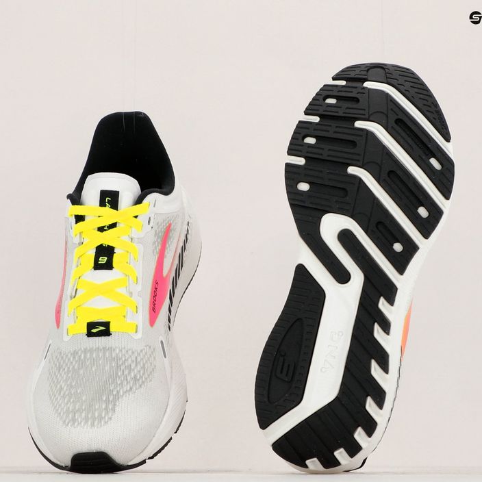 Brooks Launch GTS 9 γυναικεία παπούτσια τρεξίματος λευκό 1203741B148 13