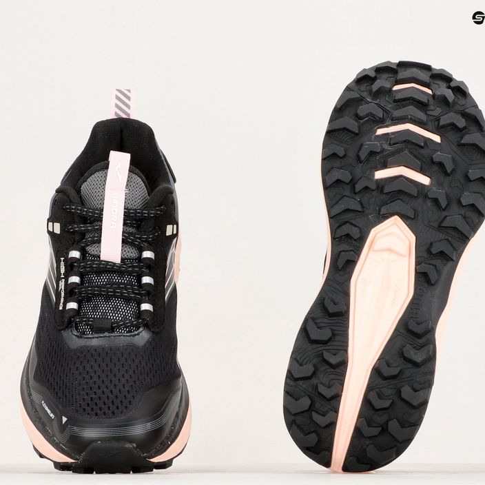 Γυναικεία παπούτσια τρεξίματος Joma Tundra μαύρο/ροζ 13