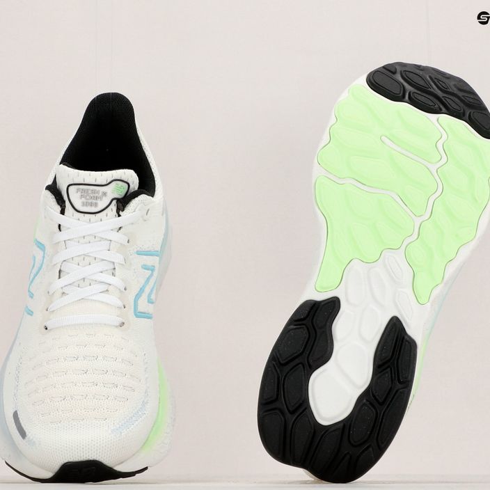 Γυναικεία παπούτσια τρεξίματος New Balance Fresh Foam 1080 v12 λευκό 19