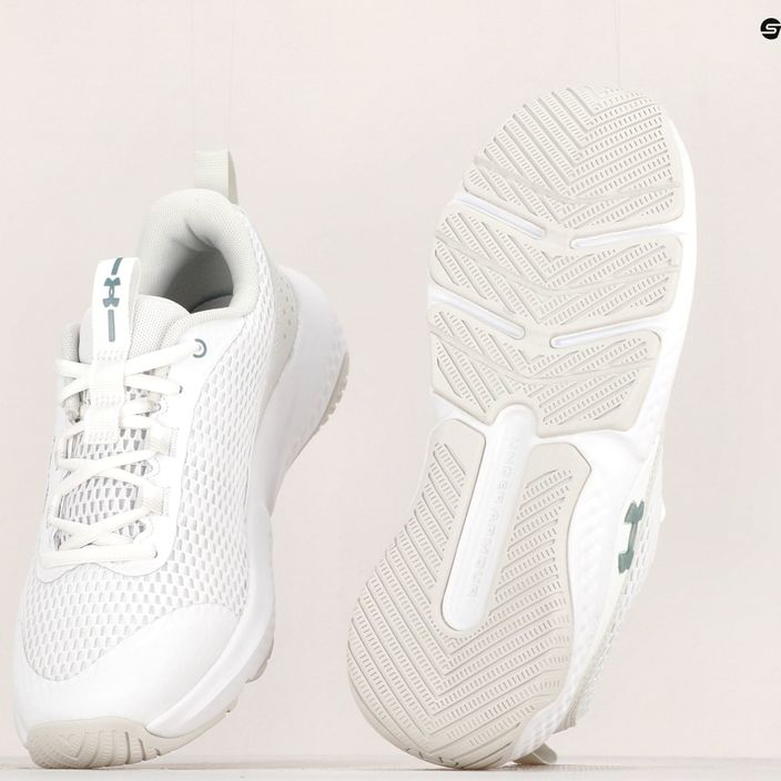 Γυναικεία αθλητικά παπούτσια προπόνησης Under Armour W Dynamic Select λευκό/λευκό πηλό/μεταλλικό πράσινο grit 10