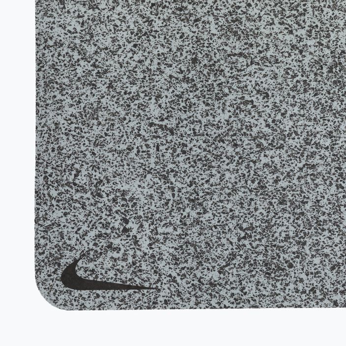 Στρώμα γιόγκα Nike Flow 4 mm γκρι N1002410-919 3