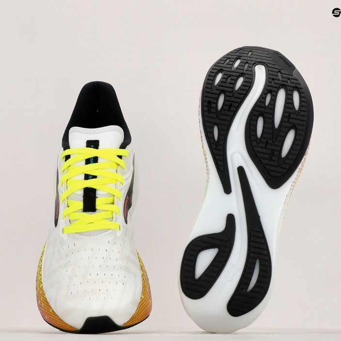 Brooks Hyperion Max ανδρικά αθλητικά παπούτσια για τρέξιμο λευκό/μαύρο/nightlife 10