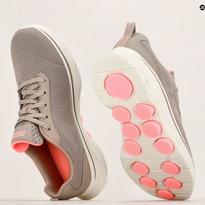 Γυναικεία παπούτσια SKECHERS Go Walk 7 Clear Path taupe/pink 10