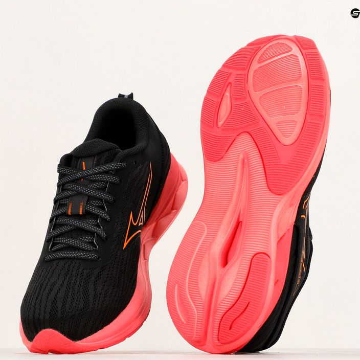 Γυναικεία παπούτσια για τρέξιμο Mizuno Wave Revolt 3 μαύρο/carrot curl/dubarry 10