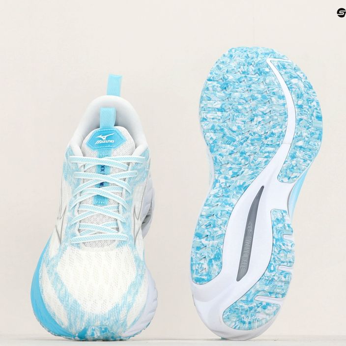Mizuno Wave Inspire 20 SP λευκό/ασημί/μπλε λάμψη παπούτσι για τρέξιμο 16