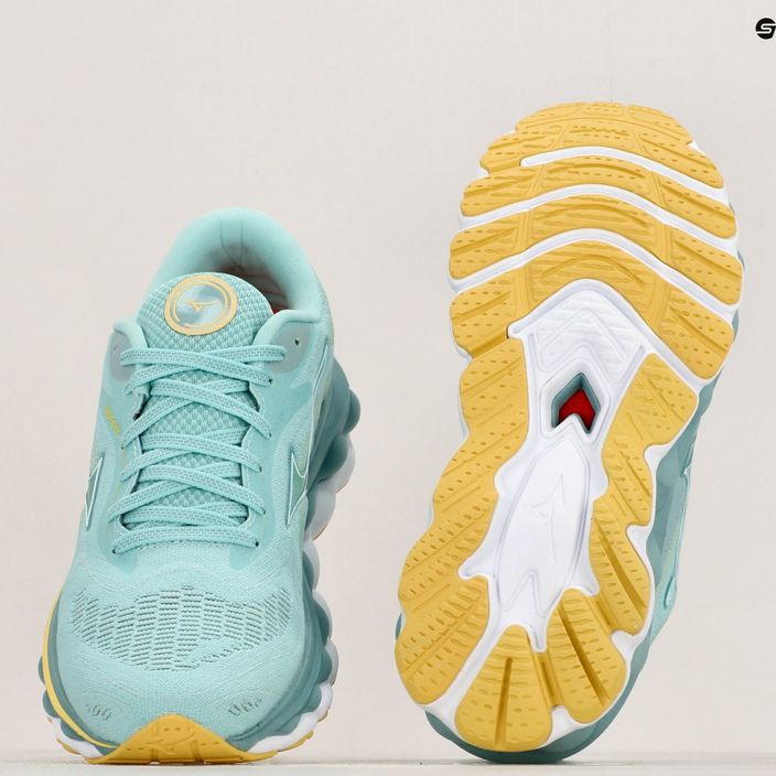 Γυναικεία παπούτσια για τρέξιμο Mizuno Wave Sky 7 eggshell blue/white/sunshine 12