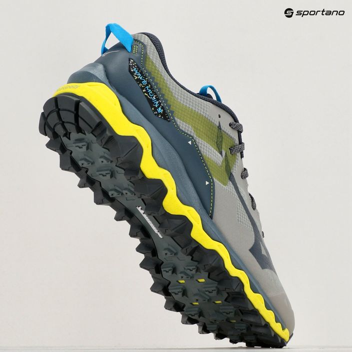 Ανδρικά παπούτσια για τρέξιμο Mizuno Wave Mujin 9 γκρι/μπλε/μπολτ2(neon) 9