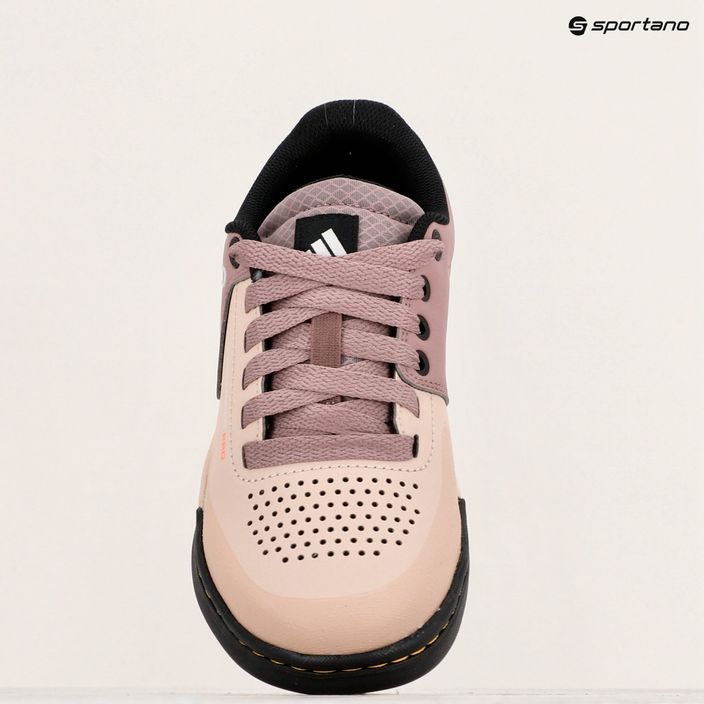 Γυναικεία παπούτσια ποδηλασίας adidas FIVE TEN Freerider Pro wonder taupe/grey one/wonder oxide 9