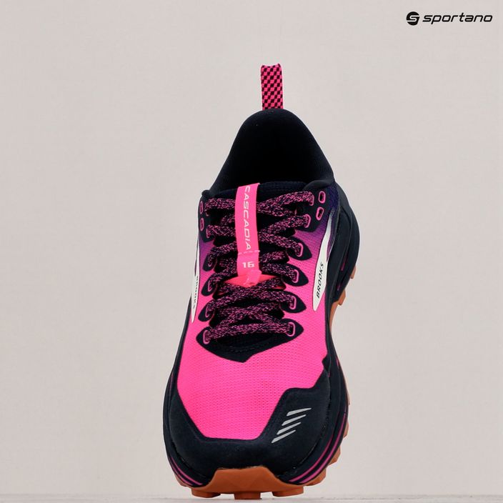 Brooks Cascadia 16 γυναικεία παπούτσια για τρέξιμο παγωτό/ροζ/μπισκότο 10