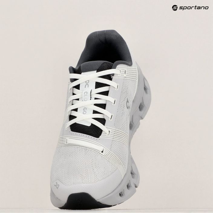 Γυναικεία On Running Cloudgo λευκά/παγωμένα παπούτσια τρεξίματος 16