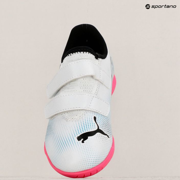 PUMA Future 7 Play IT V παιδικά ποδοσφαιρικά παπούτσια puma white/puma black/poison pink 11