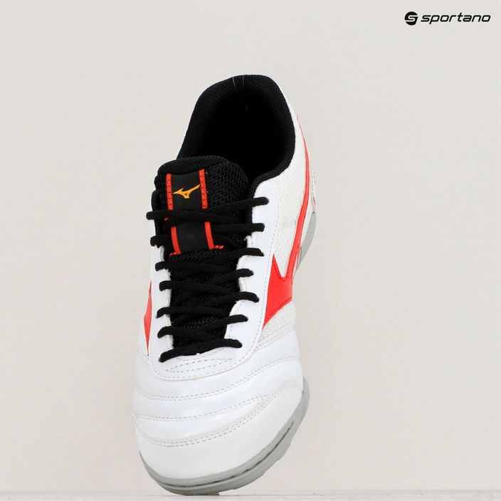 Παιδικές μπότες ποδοσφαίρου Mizuno MRL Sala Club TF Jr λευκό/ακτινοβόλο κόκκινο 15