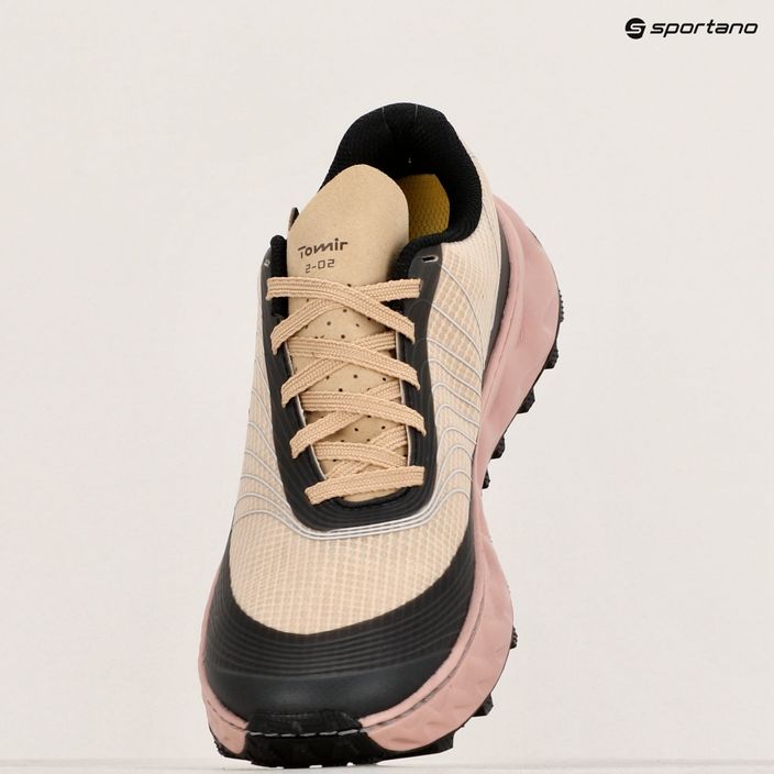 NNormal Tomir 2.0 παπούτσια για τρέξιμο μπεζ 8