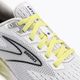 Brooks Levitate 6 γυναικεία παπούτσια για τρέξιμο λευκό 1203831B137 10