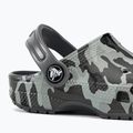 Crocs Classic Camo Clog T γκρι παιδικά σανδάλια 207593-097 9