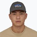 Patagonia P-6 Logo LoPro Trucker καπέλο μπέιζμπολ με λογότυπο forge grey 2