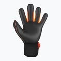 Γάντια τερματοφύλακα Reusch Attrakt Infinity Airvent black/shocking orange 3