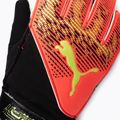 Παιδικά γάντια τερματοφύλακα Puma Ultra Grip 4 RC κόκκινο/μαύρο 418170 02 3