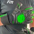 Γάντια τερματοφύλακα Football Masters Voltage Plus NC μαύρα/fluo 3