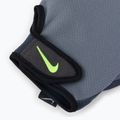 Ανδρικά γάντια προπόνησης Nike Essential γκρι NLGC5-044 4