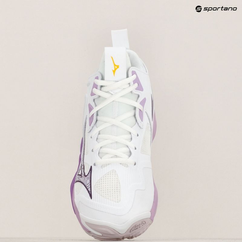 Γυναικεία παπούτσια βόλεϊ Mizuno Wave Momentum 3 Mid white/patrician purple/quince 4