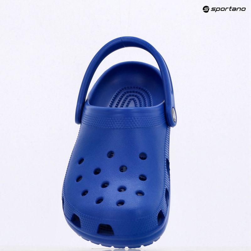 Crocs Classic σαγιονάρες με μπλε μπουλόνι 8