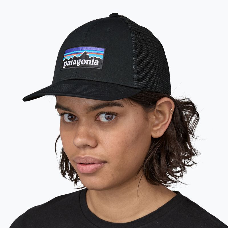 Patagonia P-6 Logo LoPro Trucker καπέλο μαύρο 7