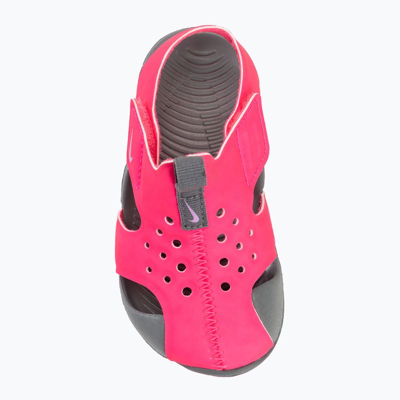 Παιδικά σανδάλια Nike Sunray Protect 2 hyper pink/γκρι καπνογόνο/φούξια λάμψη 5