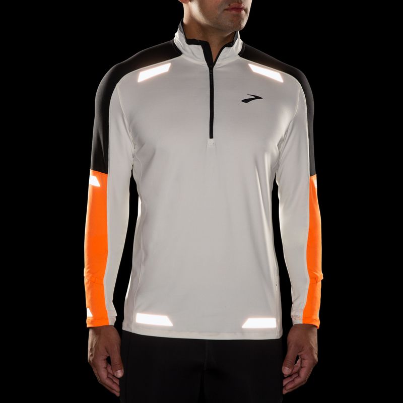 Ανδρικό φούτερ για τρέξιμο Brooks Run Visible 1/2 Zip 2.0 ecru/fluoro flash/black 4