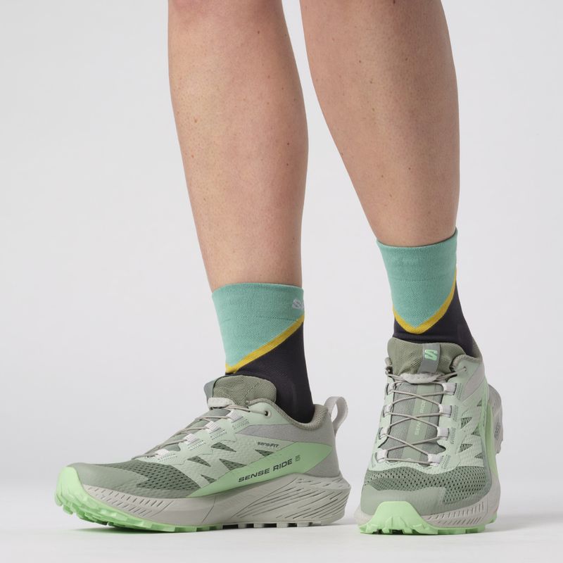 Γυναικεία παπούτσια τρεξίματος Salomon Sense Ride 5 lily pad/metal/green ash 10