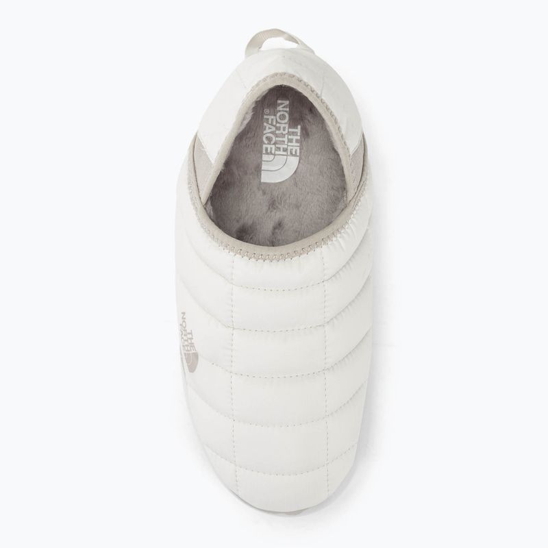 Γυναικείες παντόφλες The North Face Thermoball Traction Mule V gardenia white/silvergrey 5