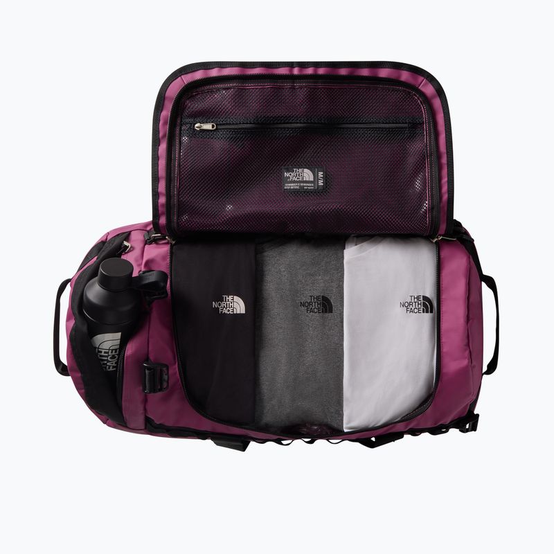 The North Face Base Camp Duffel M 71 l cyber berry/tnf black ταξιδιωτική τσάντα 4