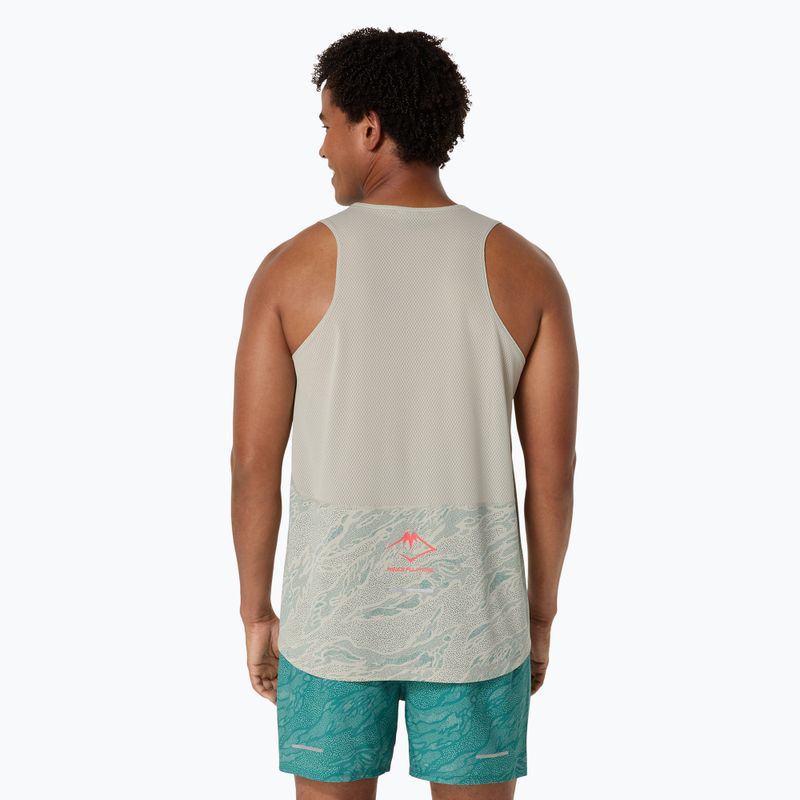 ASICS ανδρικό αθλητικό μπλουζάκι Fujitrail Singlet λευκό σαγρέ/βροχερή λίμνη 3