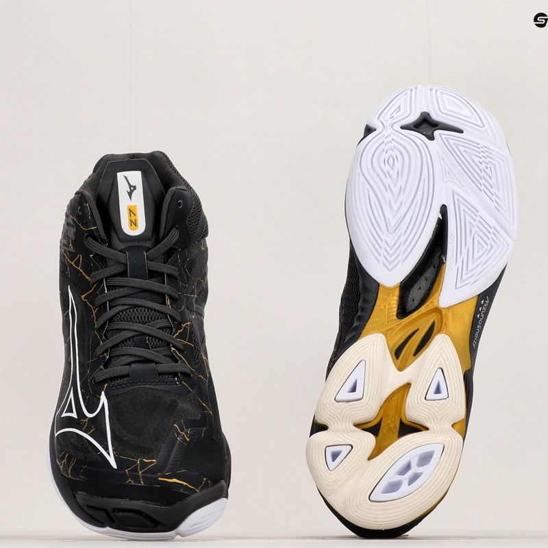 Ανδρικά παπούτσια βόλεϊ Mizuno Wave Lightning Z7 Mid bikoyster/mpgold/irongate 13