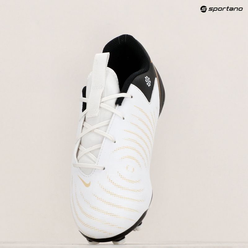 Nike Phantom GX II Academy FG/MG Junior παιδικά ποδοσφαιρικά παπούτσια λευκά/μεταλλικό χρυσό νόμισμα/μαύρο παιδικά ποδοσφαιρικά παπούτσια 9